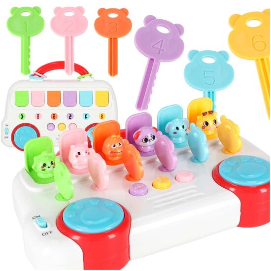 IZGLĪTOJOŠS AUTOBUSS AR SPĒLĒJAMĀM UZLĪDZOŠĀM DZĪVNIEKU ATSLĒGĀM