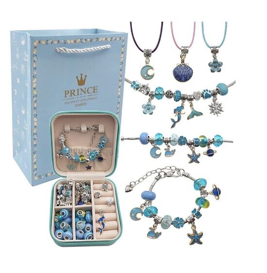 RADOŠS ROTASLIETU,ROKASSPRĀDŽU KOMPLEKTS AR KASTĪTI 